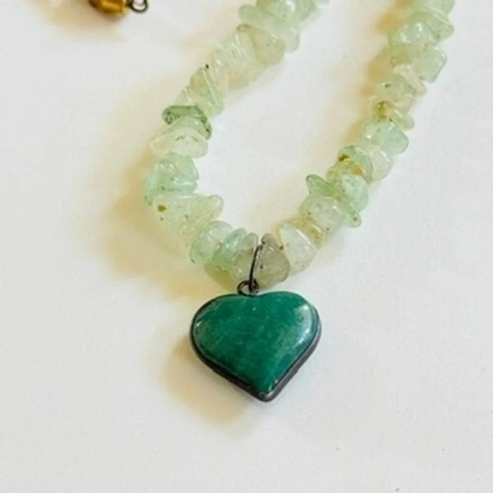 VTG Green Aventurine stone Heart Beaded Necklace Collar natural beads BOHO‎ 16